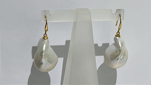 freshwater baroque earrings
