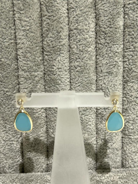 9k yellow gold drop earrings with cz and blue glass; 1.35g