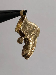 9k yellow gold pendant