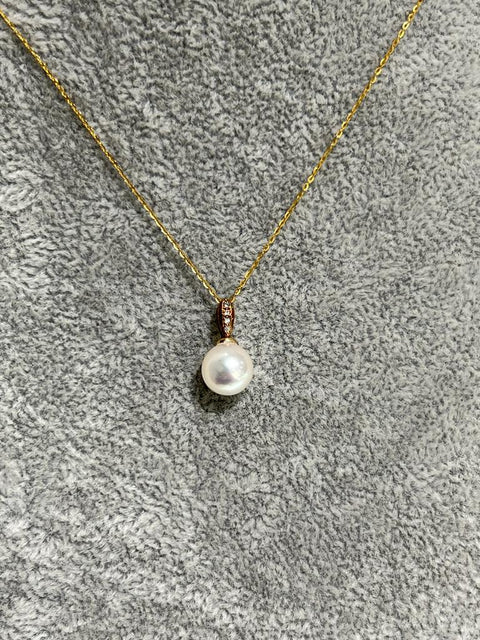 14k gold Akoya pendant