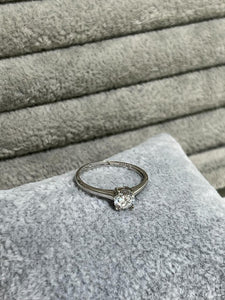Silver engagement ring with cz, size N, 1.3g
