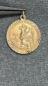 9k yellow gold St Christopher pendant