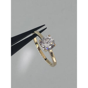 ring in 9k yellow gold with cz 7mm; 2g, size P