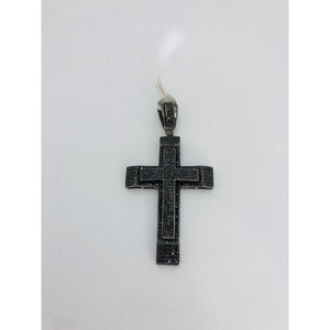 silver with black rhodium cross; 7x4.8cm approximately without bail; 32.1g