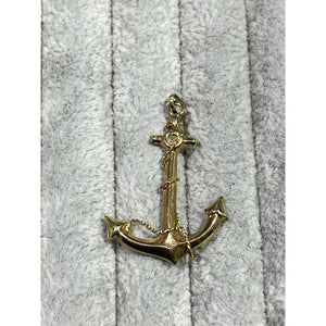 9k yellow gold anchor; preowned; 1.8g
