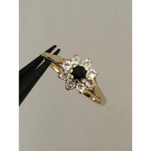 9k yellow gold antique ring with sapphire and cz; 1.6g; size M