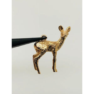 9k yellow gold charm- deer; 3.6g;