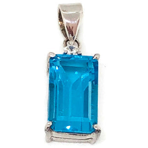 topaz emerald cut pendant in silver with cz 0.05cts; 2.78g
